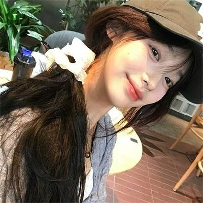爱我就陪我看电影